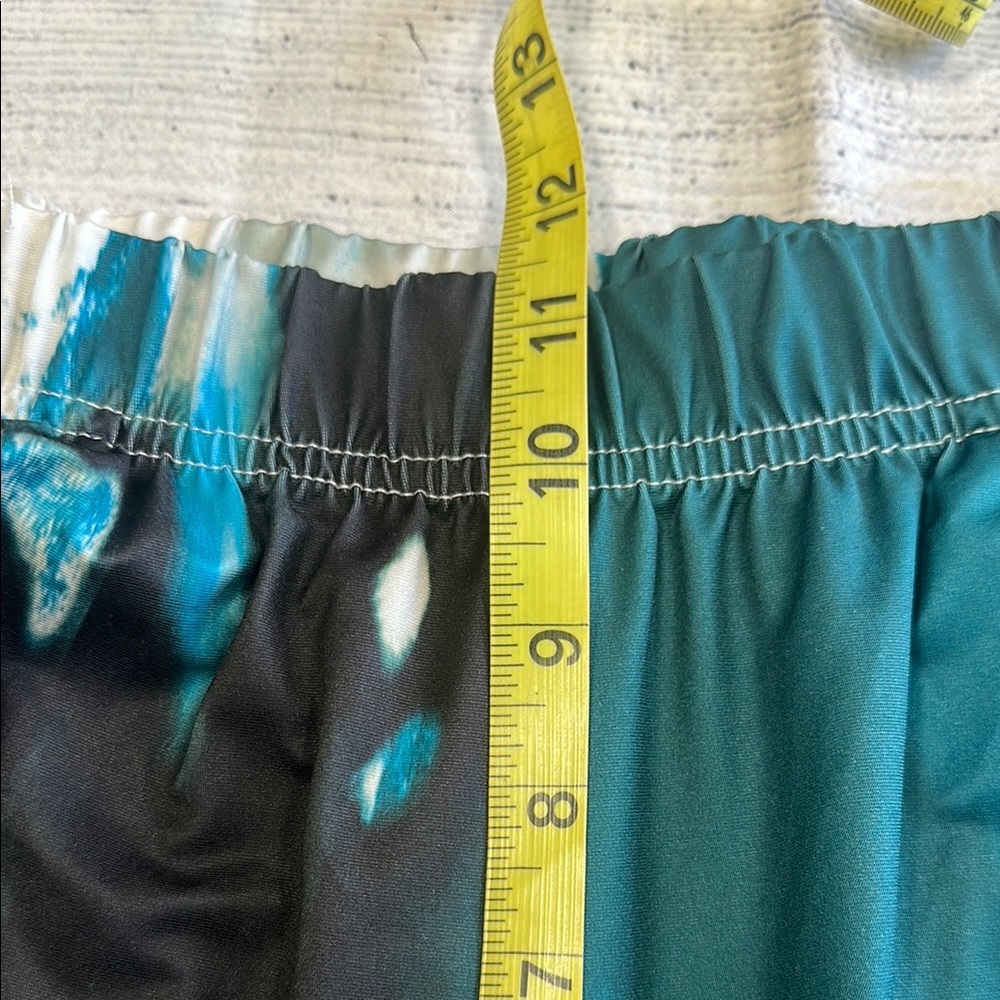Beyond this Plane Sz Medium Tie Dye Pantsuit - Picture 13 of 15